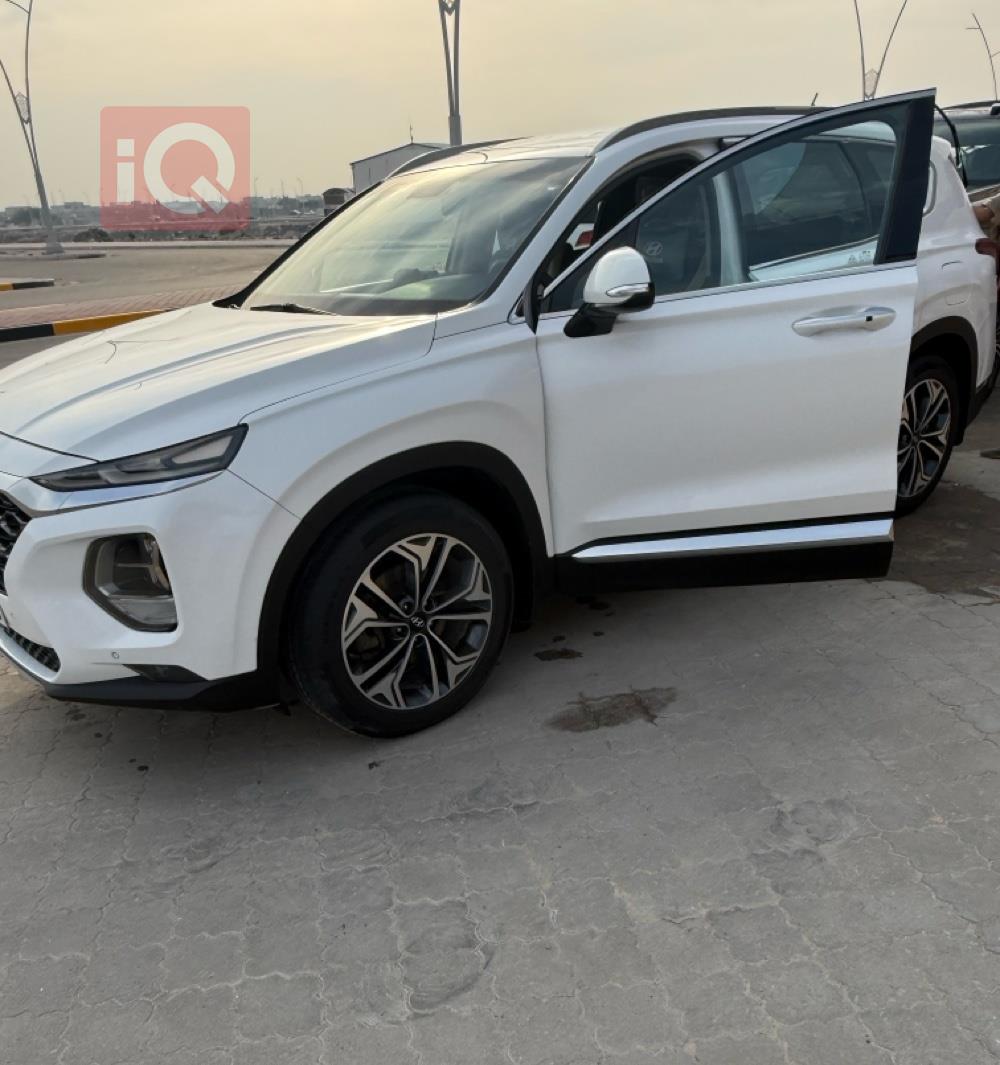 هيونداي سانتافي